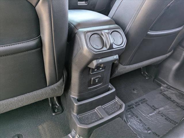 used 2021 Jeep Wrangler Unlimited car, priced at $31,974