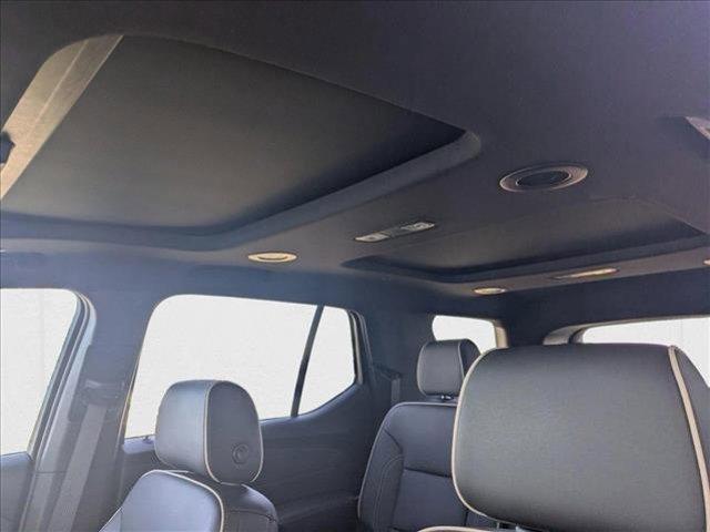 used 2023 Chevrolet Traverse car, priced at $32,982