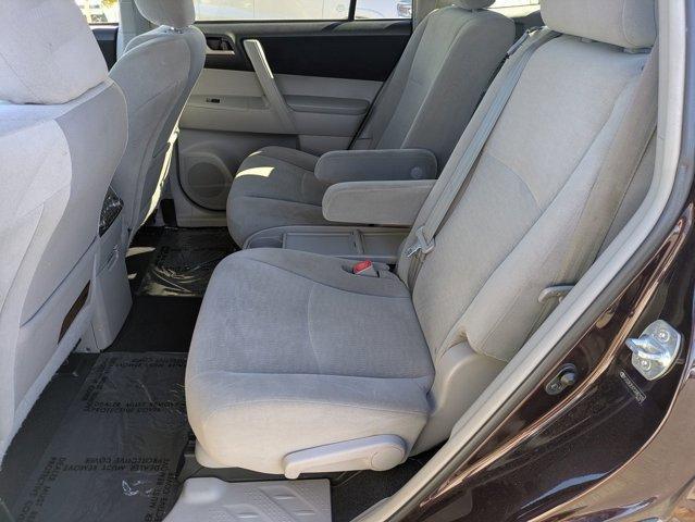used 2012 Toyota Highlander car, priced at $13,995