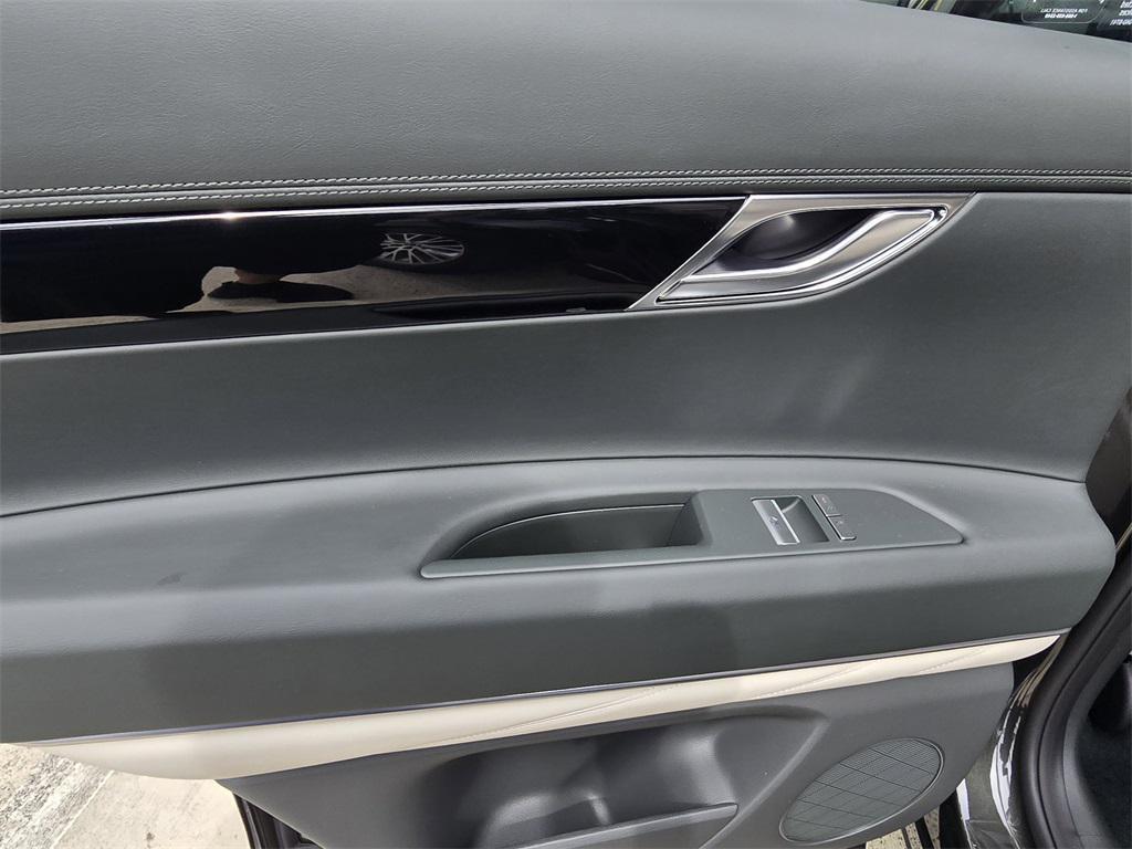 new 2026 Genesis GV80 car, priced at $60,400