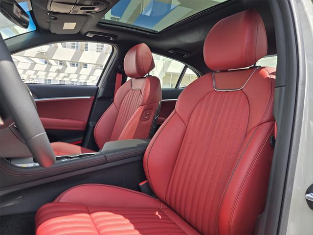 new 2025 Genesis G70 car, priced at $52,950