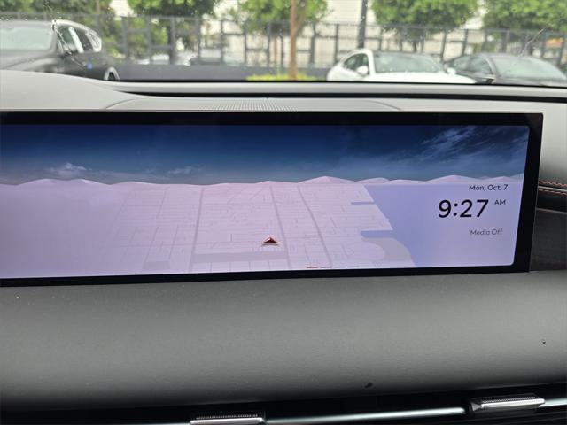 new 2025 Genesis G80 car, priced at $70,695