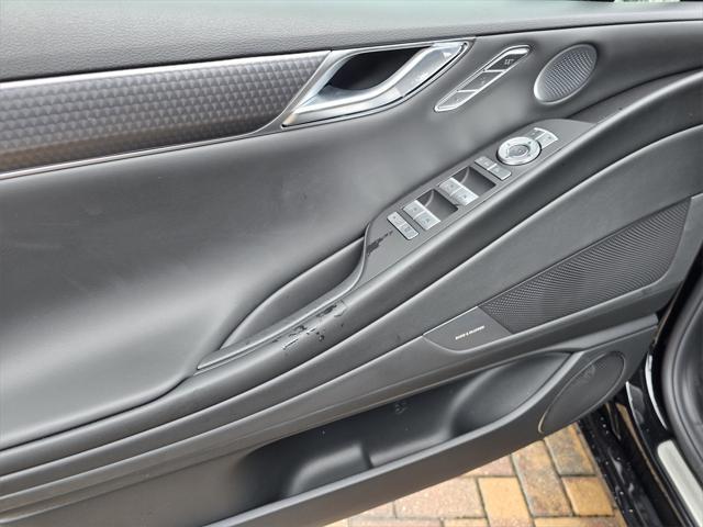 new 2025 Genesis G80 car, priced at $70,695