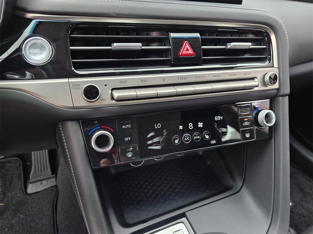 new 2026 Genesis G70 car, priced at $45,390