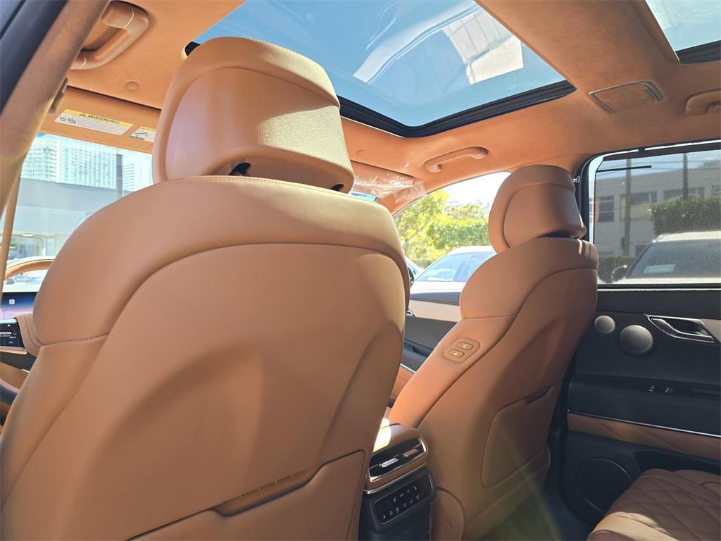 new 2025 Genesis GV80 car, priced at $82,789