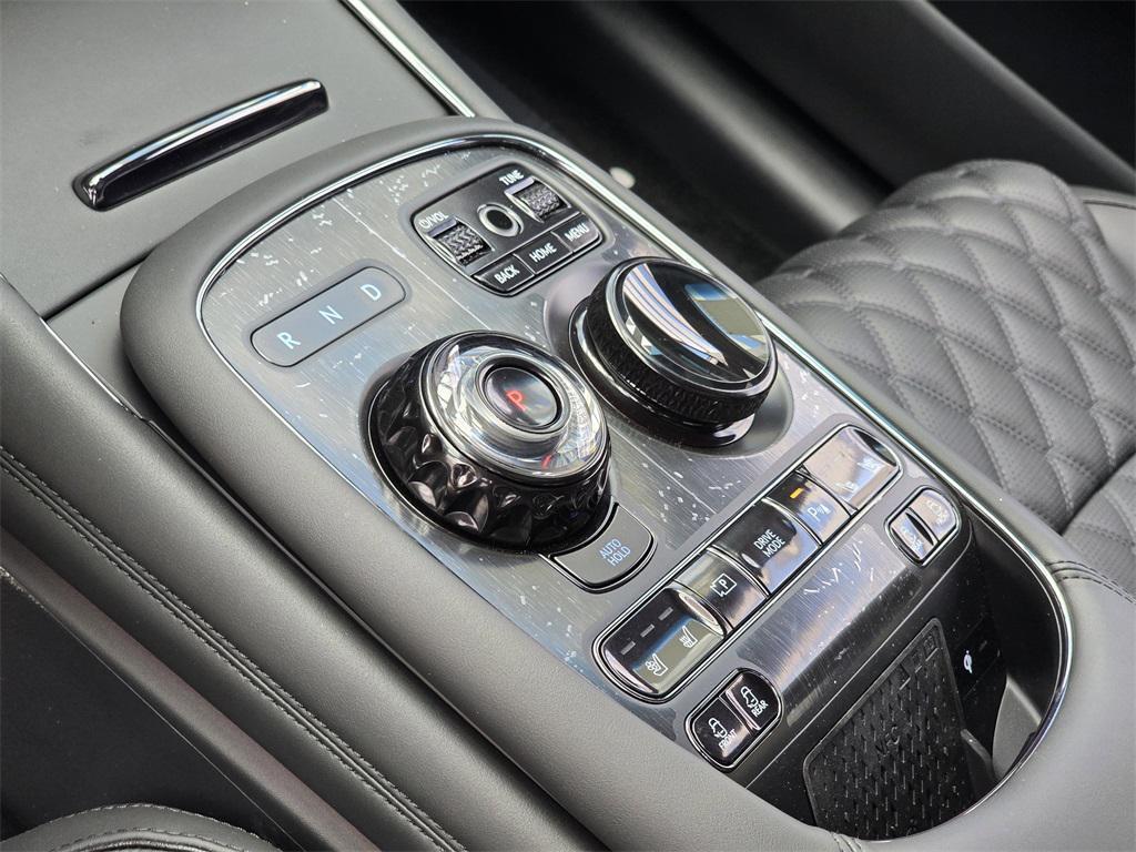 new 2026 Genesis G90 car, priced at $108,490