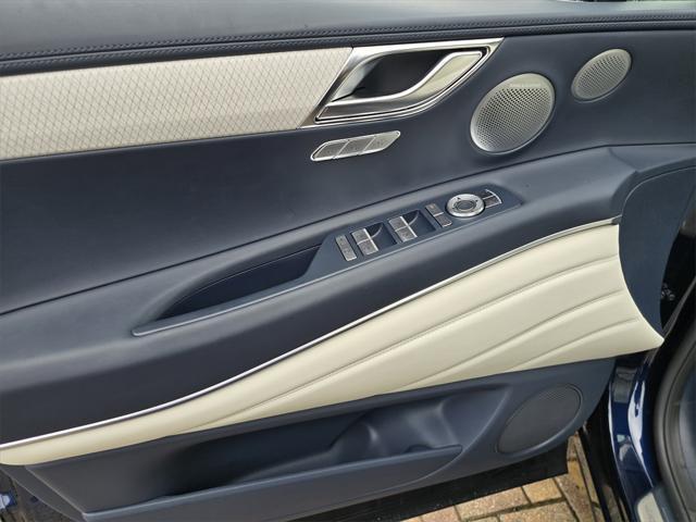 new 2025 Genesis GV80 car, priced at $81,580