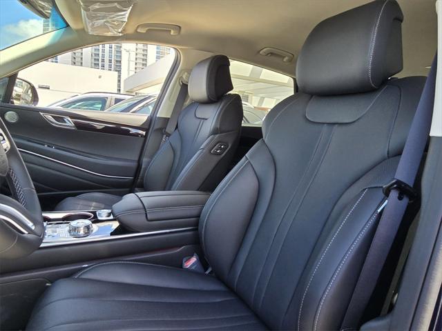 new 2025 Genesis GV80 car, priced at $61,120