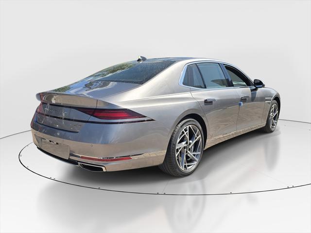 new 2025 Genesis G90 car, priced at $91,990