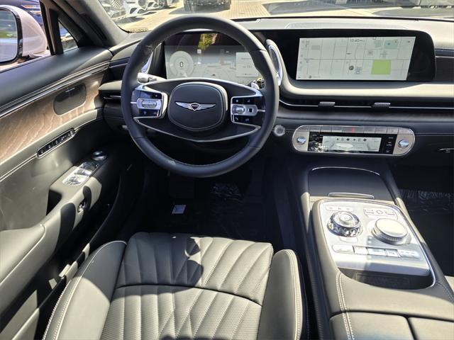 new 2025 Genesis G90 car, priced at $91,990