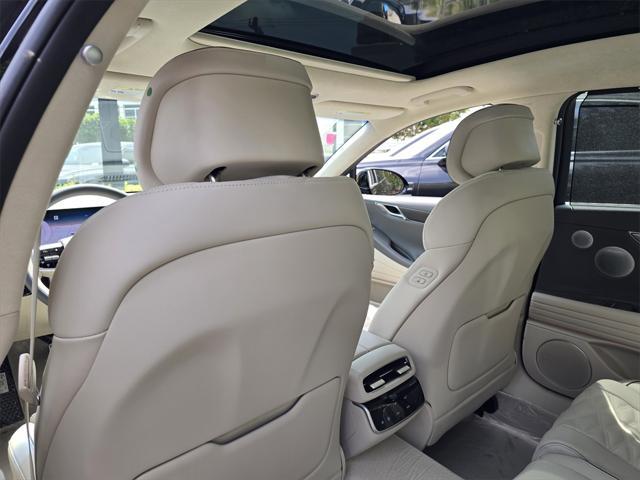 new 2025 Genesis G80 car, priced at $79,395
