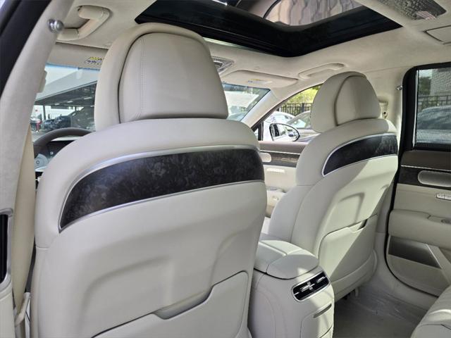 new 2025 Genesis G90 car, priced at $102,305
