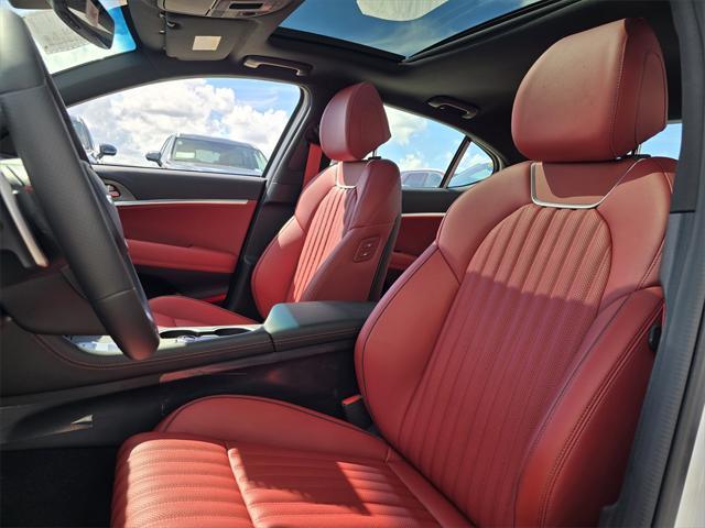 new 2025 Genesis G70 car, priced at $48,700