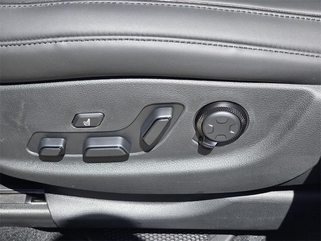 new 2026 Genesis GV80 Coupe car, priced at $91,545