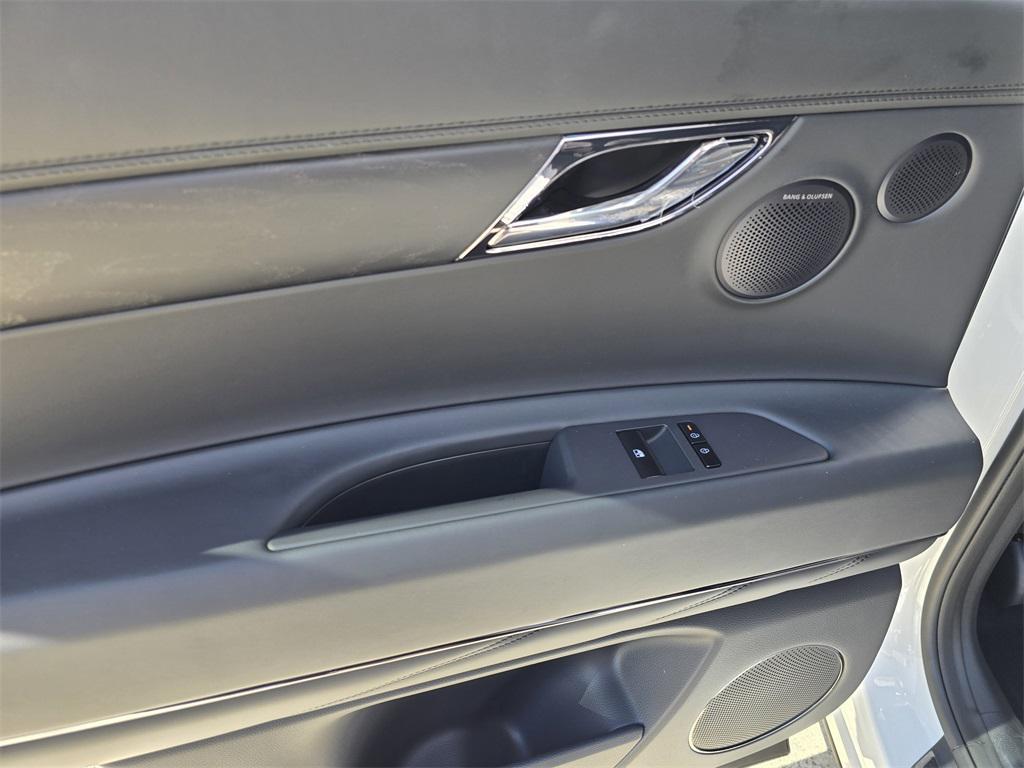 new 2026 Genesis GV80 Coupe car, priced at $91,545