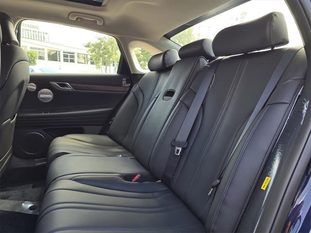 new 2025 Genesis G80 car