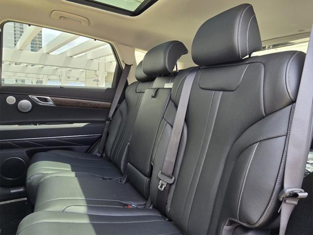 new 2025 Genesis GV80 car, priced at $77,084