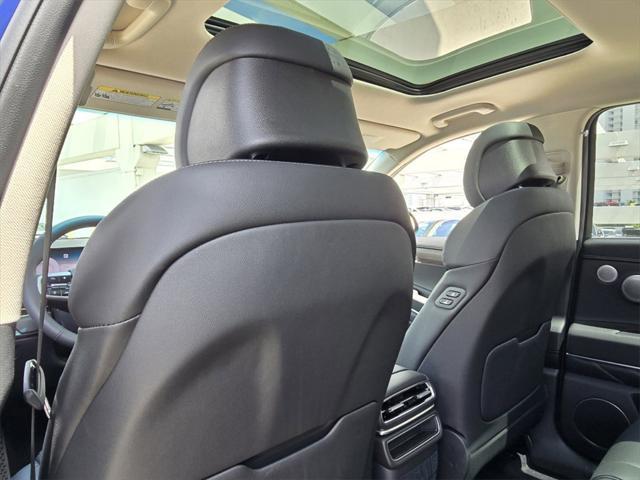 new 2025 Genesis GV80 car, priced at $77,084