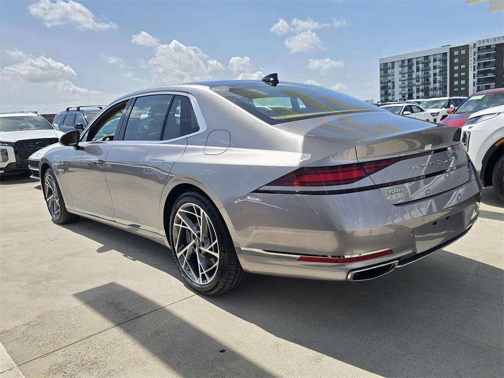 new 2025 Genesis G90 car, priced at $91,700