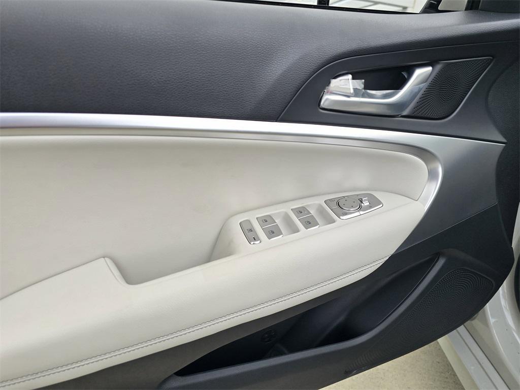 new 2026 Genesis G70 car, priced at $44,740