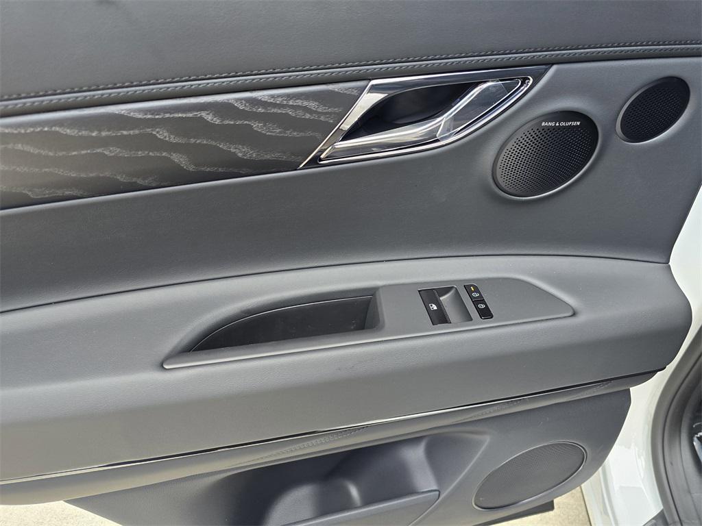 new 2026 Genesis GV80 car, priced at $86,110