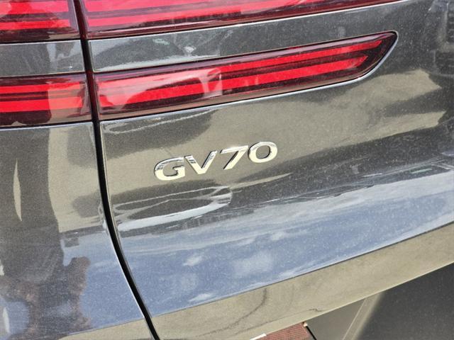 new 2025 Genesis GV70 car