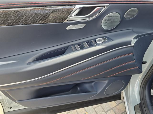 new 2025 Genesis GV80 Coupe car, priced at $88,195