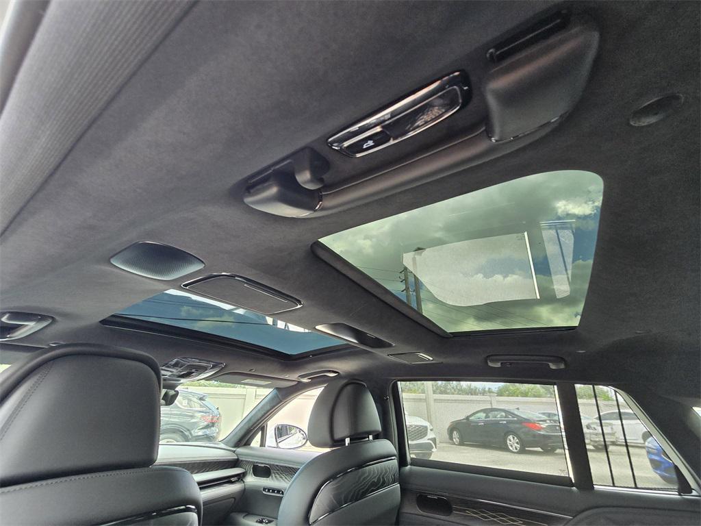 new 2026 Genesis G90 car, priced at $108,555