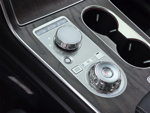 new 2025 Genesis GV80 car, priced at $82,550