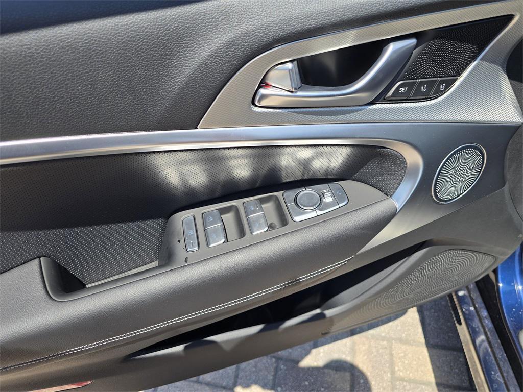 new 2026 Genesis G70 car, priced at $45,220