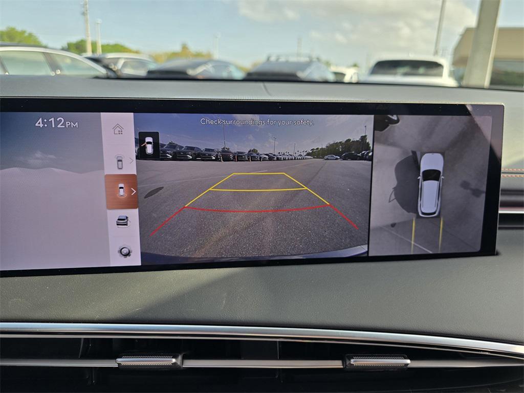 new 2026 Genesis GV70 car