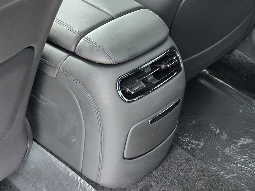 new 2026 Genesis G90 car, priced at $108,065