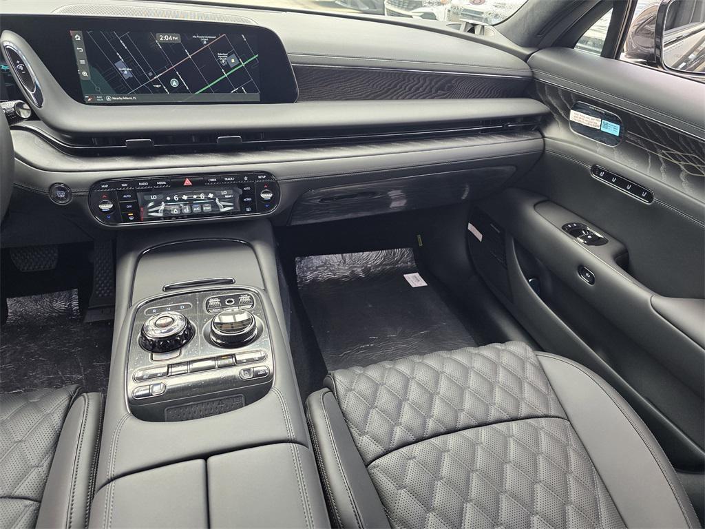 new 2026 Genesis G90 car, priced at $108,065