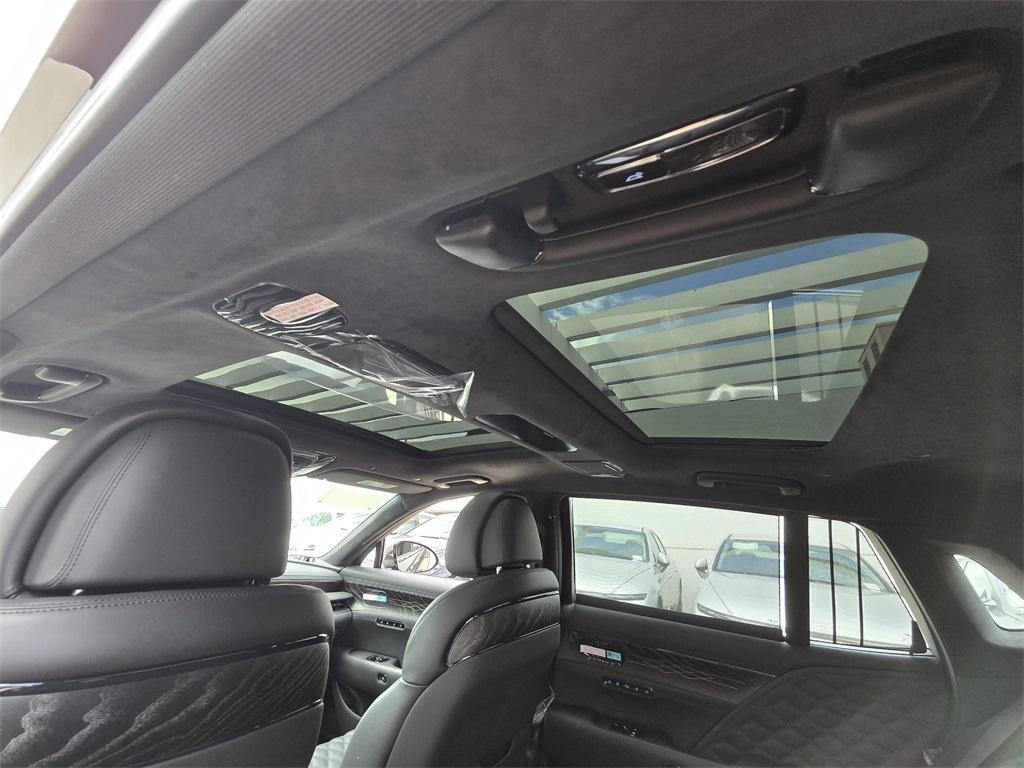 new 2026 Genesis G90 car, priced at $108,065