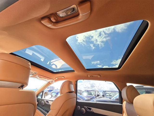 new 2025 Genesis GV80 car