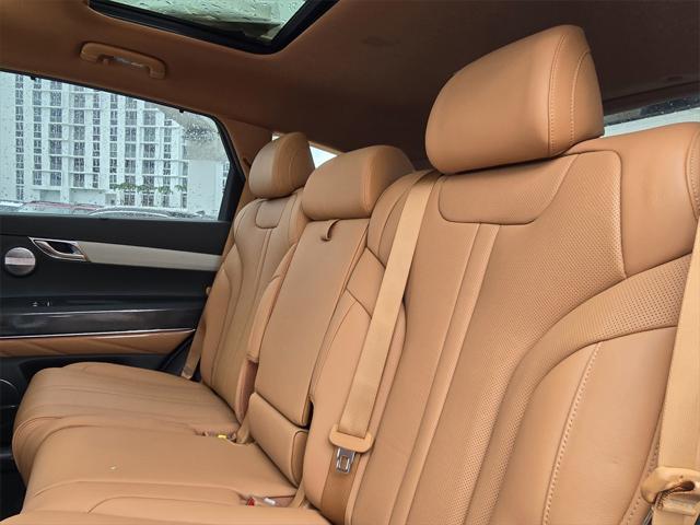 new 2025 Genesis GV80 car, priced at $69,124