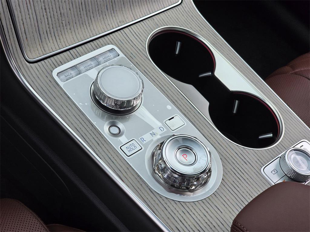 new 2025 Genesis GV80 car, priced at $82,705