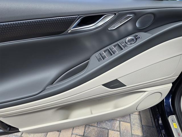 new 2025 Genesis G80 car, priced at $79,280