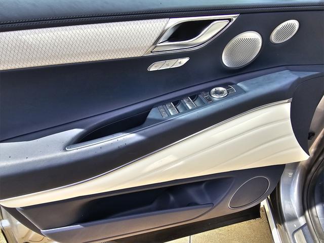 new 2025 Genesis GV80 car, priced at $82,705