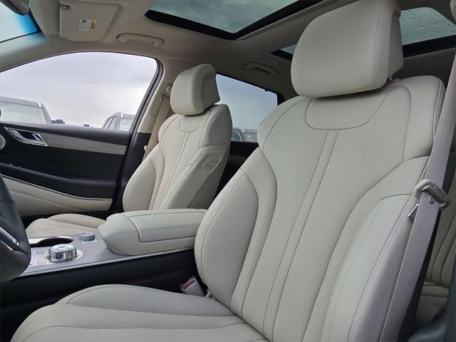 new 2025 Genesis GV80 car