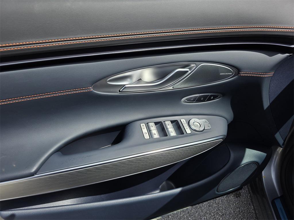 new 2026 Genesis GV70 car