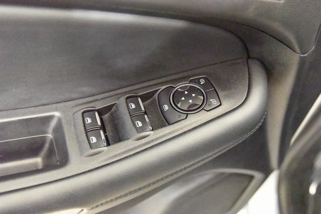 used 2024 Ford Edge car, priced at $22,589
