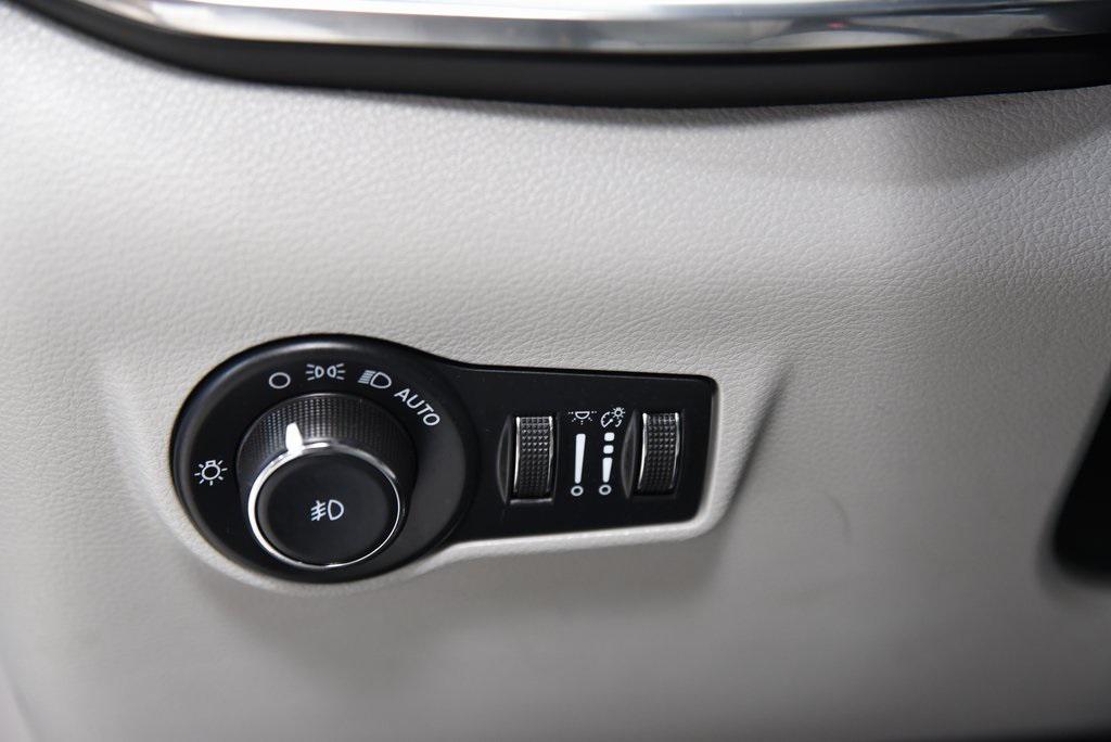 used 2022 Jeep Compass car, priced at $24,689