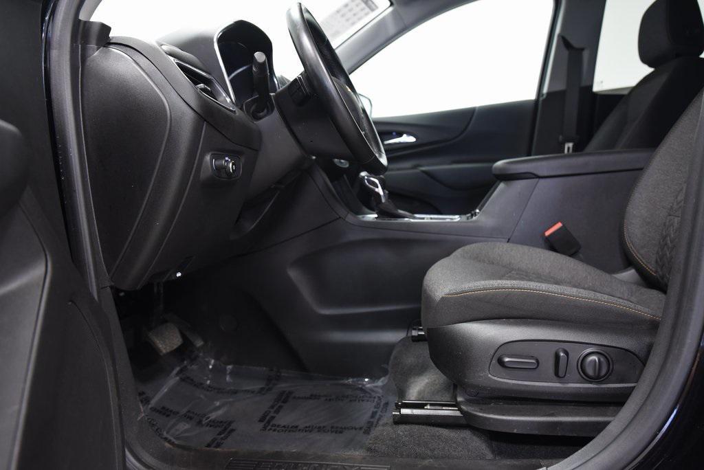 used 2023 Chevrolet Equinox car, priced at $21,589