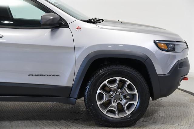 used 2020 Jeep Cherokee car, priced at $21,589
