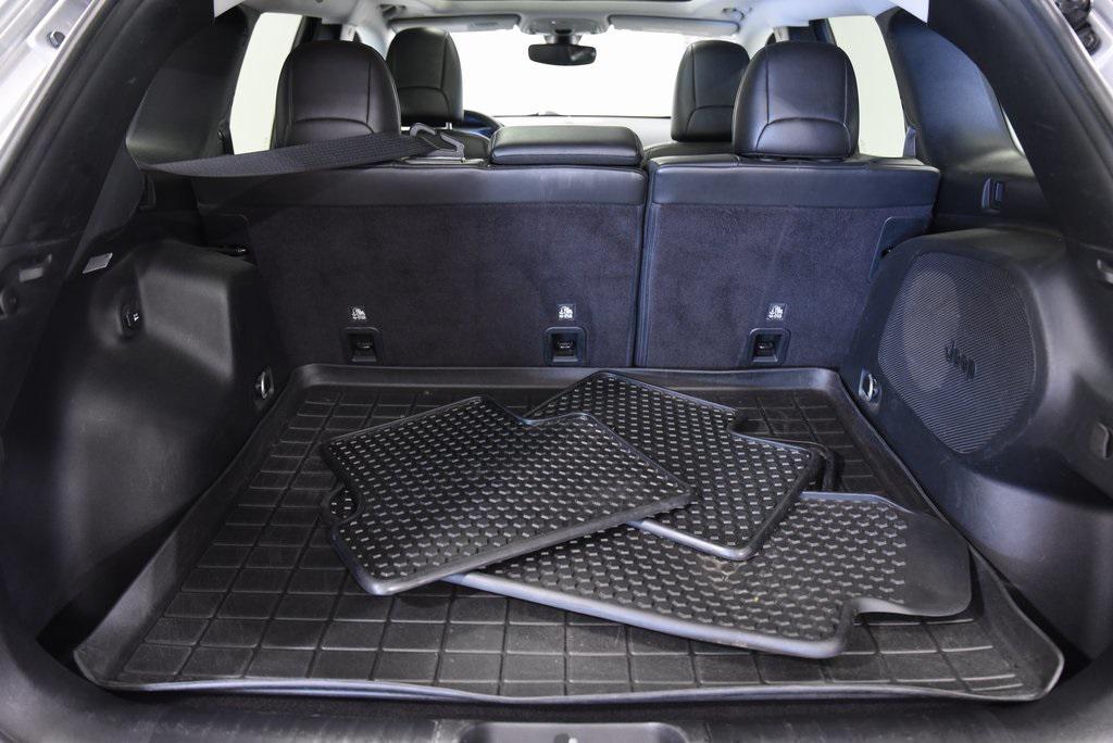 used 2020 Jeep Cherokee car, priced at $19,441