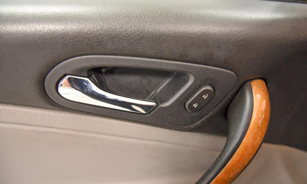 used 2007 Saturn Vue car, priced at $4,541