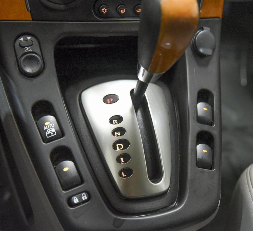 used 2007 Saturn Vue car, priced at $4,541