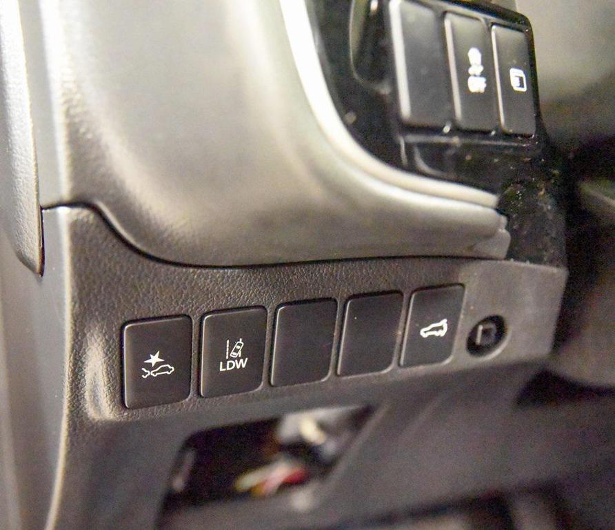 used 2021 Mitsubishi Outlander PHEV car, priced at $20,672