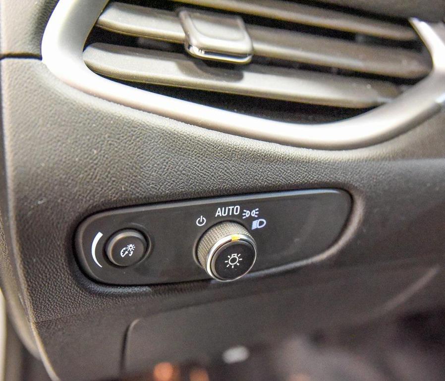 used 2024 Chevrolet Malibu car, priced at $19,989